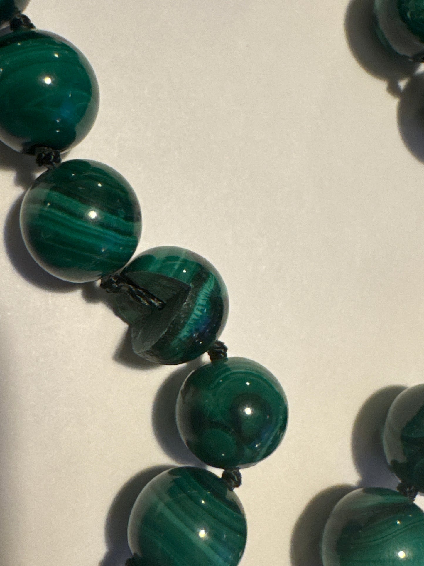 Beautiful RARE signed 1960s LES BERNARD Malachite double strand lion head necklace. See photos as two beads are cracked. Price reflects the imperfection. Road