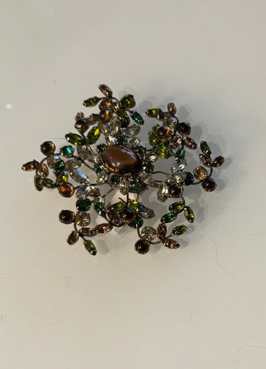 1950s brooch with amber and green stones