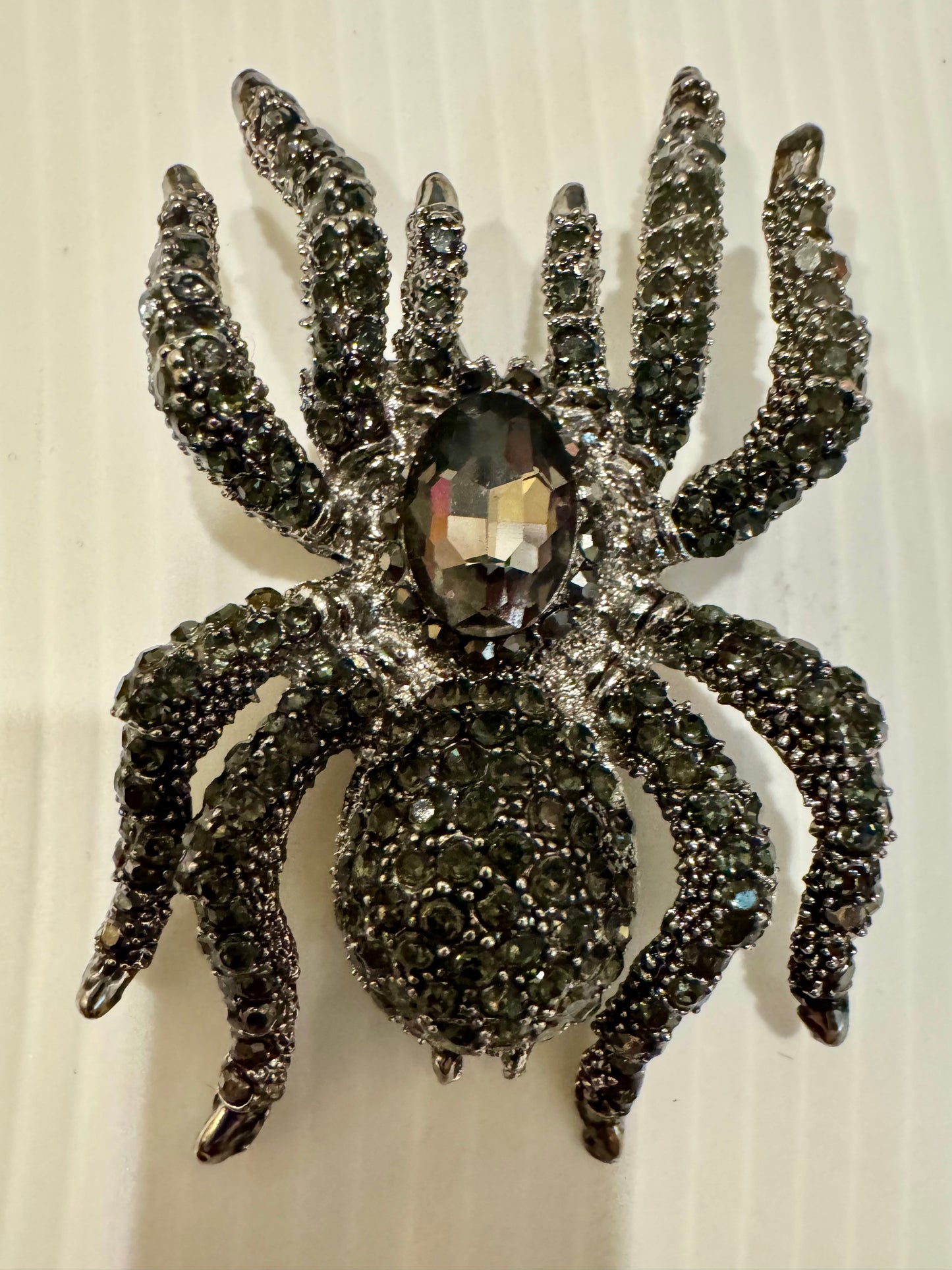 Jumbo vintage silver tone spider brooch with rhinestones