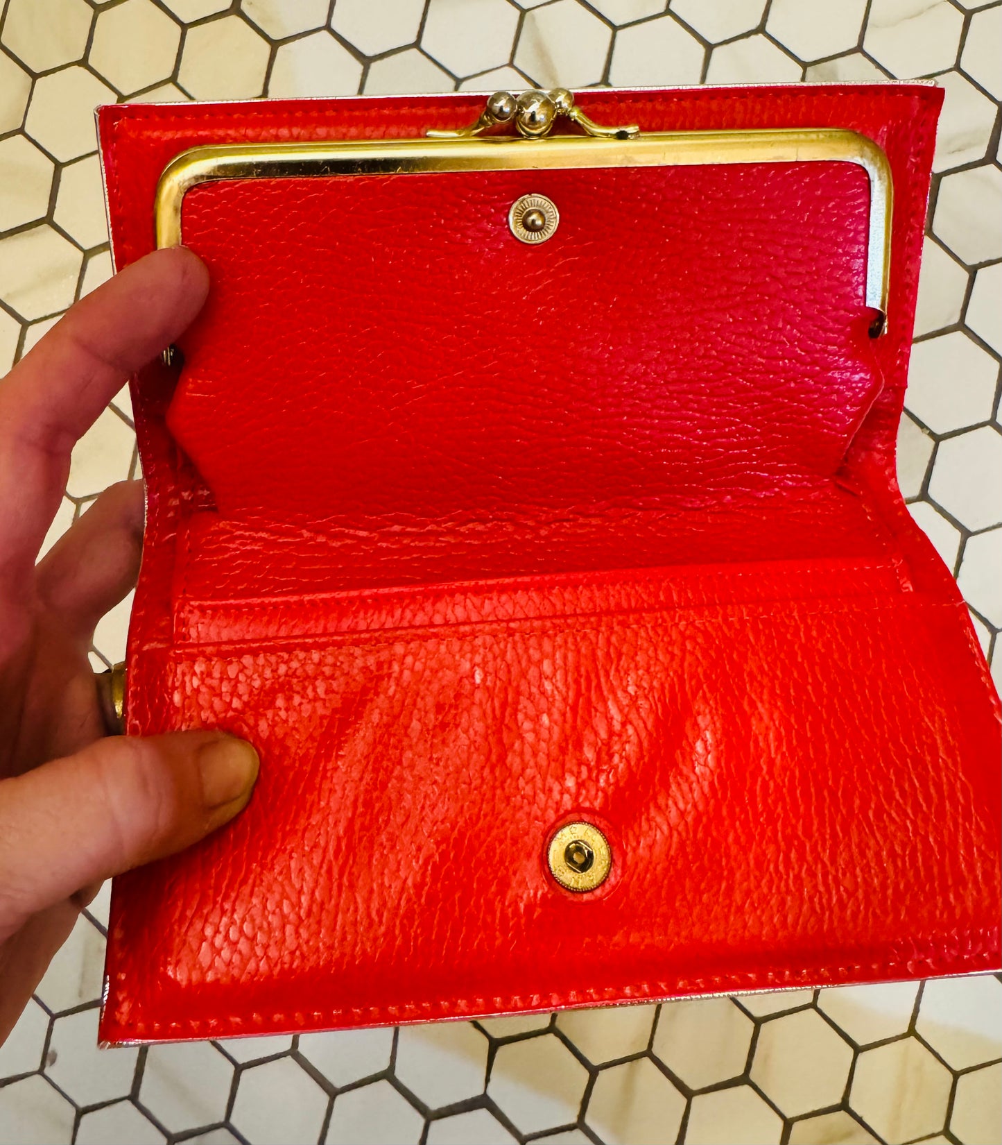 Vintage 1960s kiss lock silver clutch with red leather lining