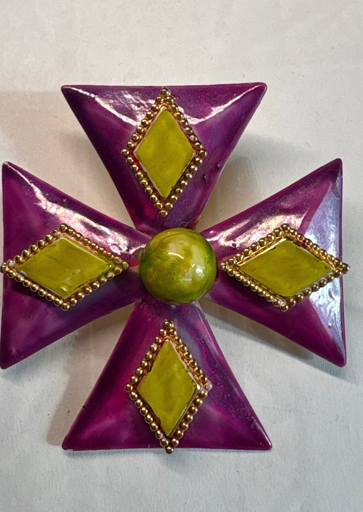 1960’s Hattie Carnegie Maltese Cross metal and enamel brooch.