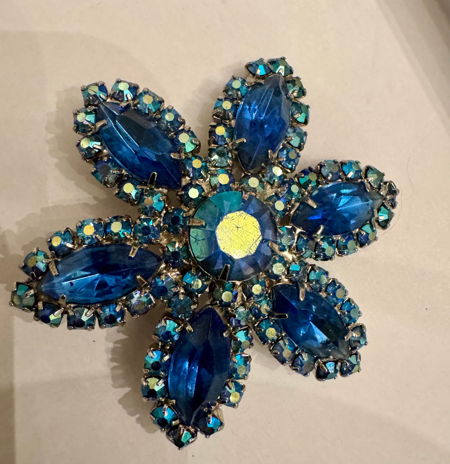 Beautiful blue rhinestone flower brooch