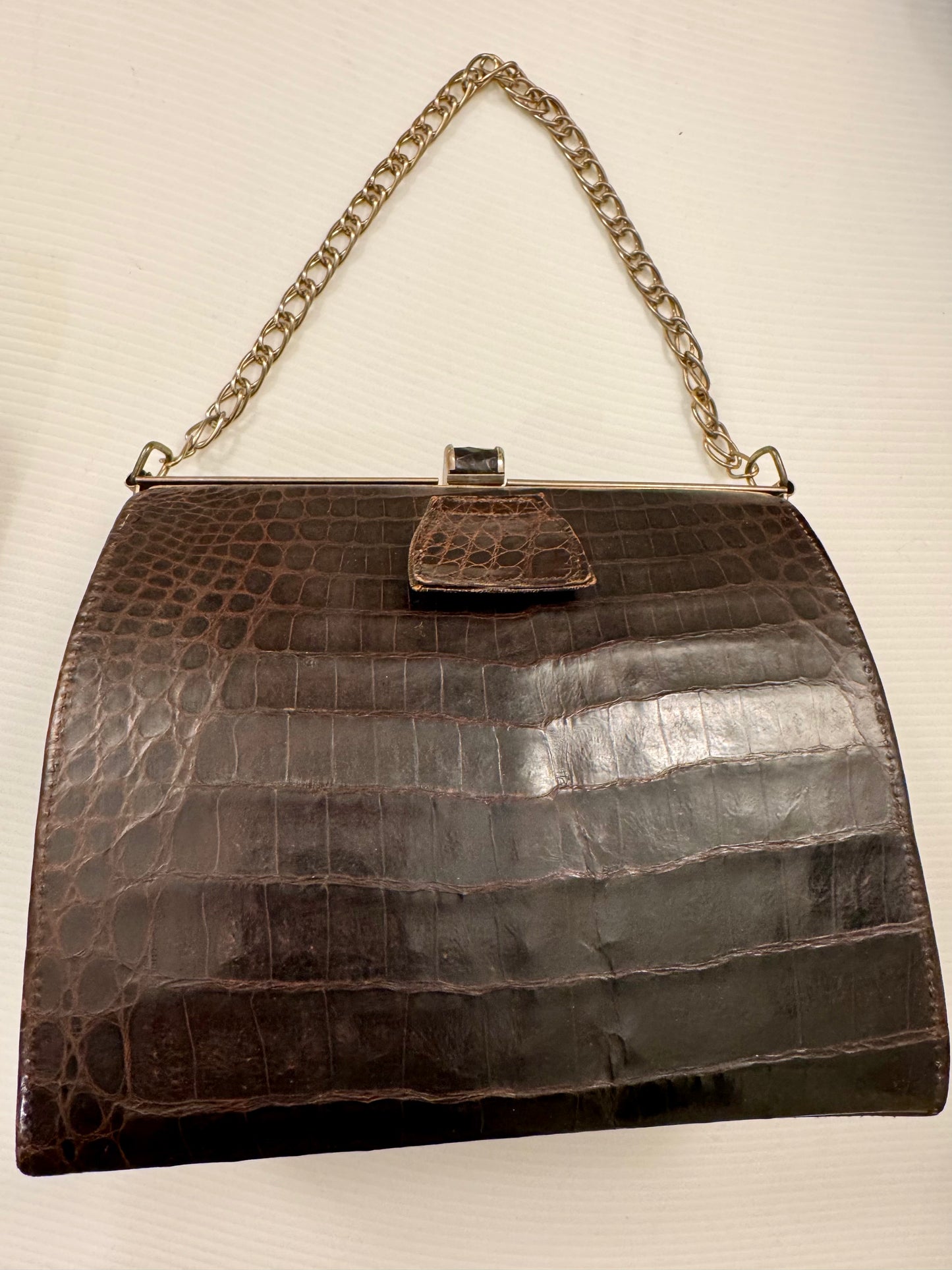 Vintage 1940s crocodile brown top handle handbag with gold hardware