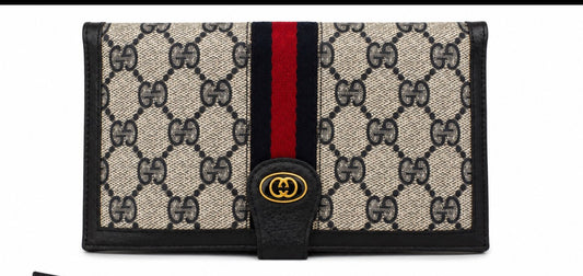 Vintage 1980s Gucci wallet