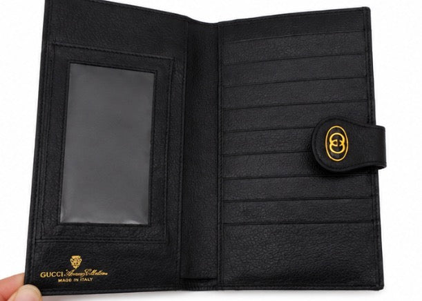 Vintage 1980s Gucci wallet