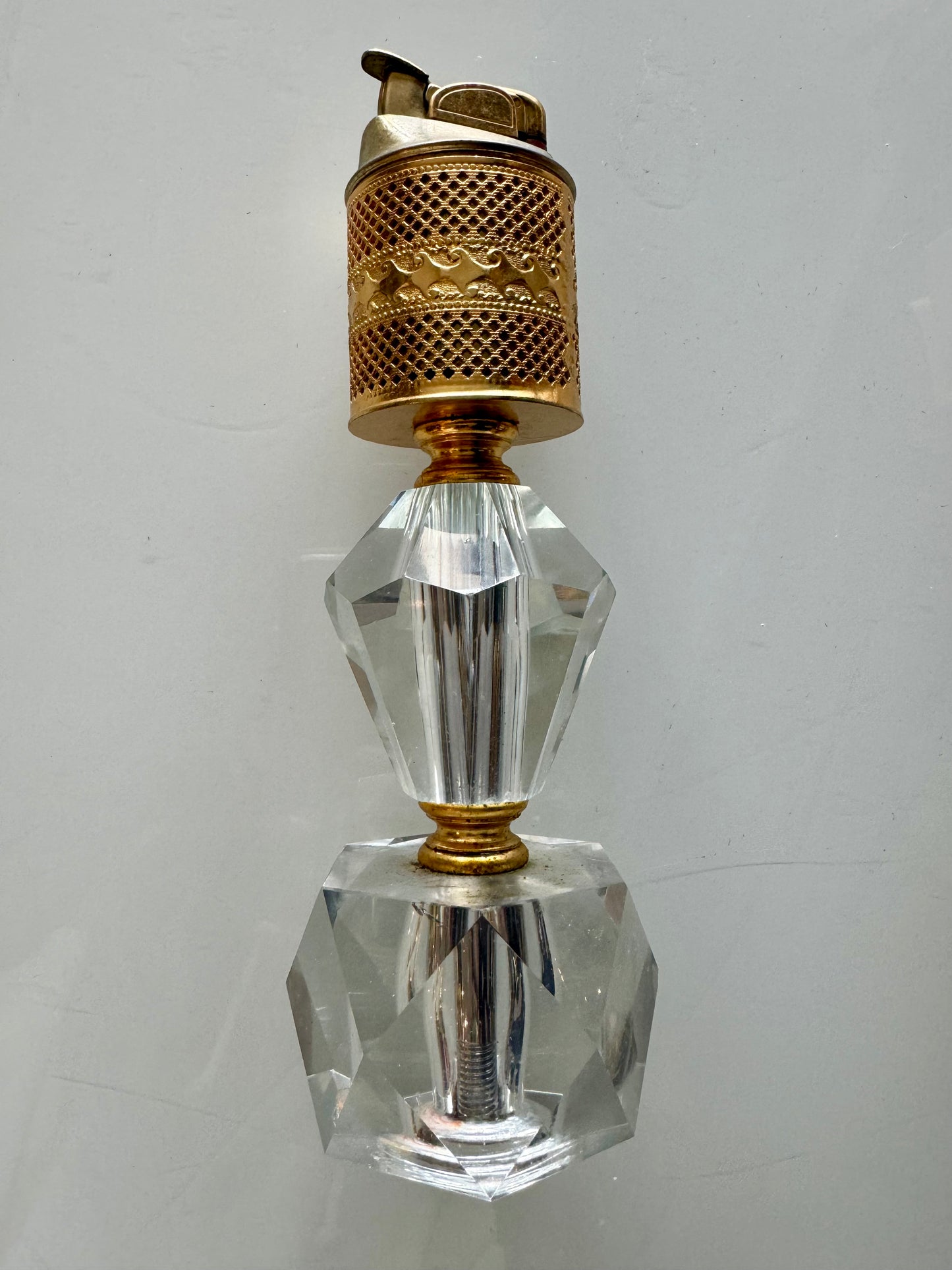 Vintage table lighter