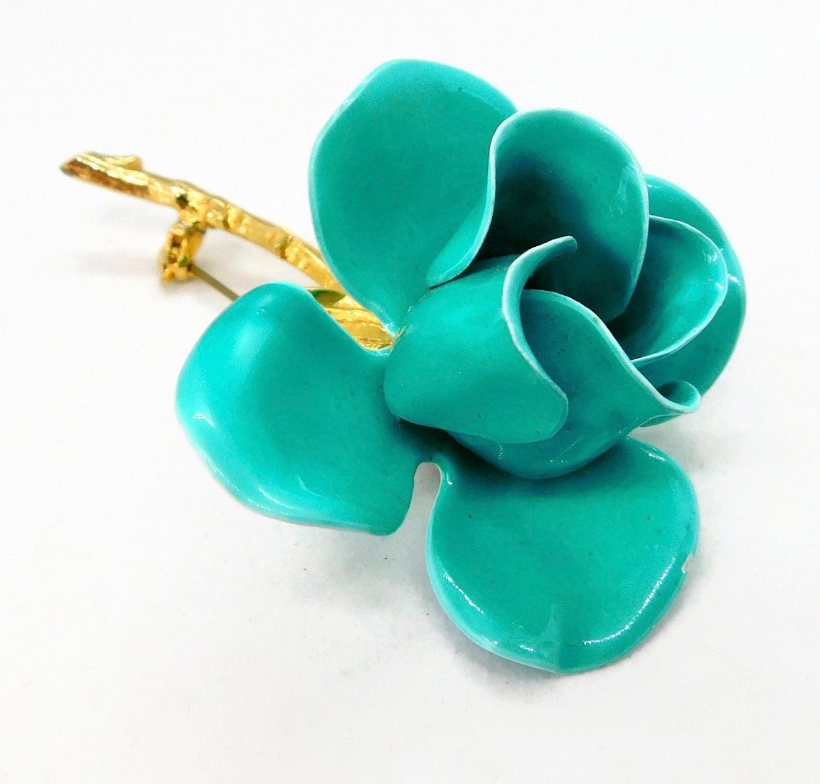 1970s turquoise, blue flower enamel brooch with gold tone, stem