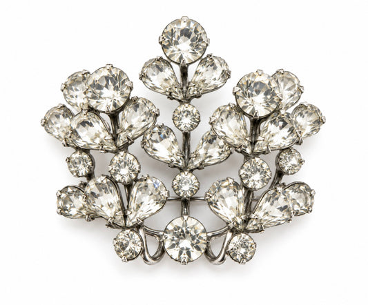 Weiss signed 1950s rhinestone 3 D brooch