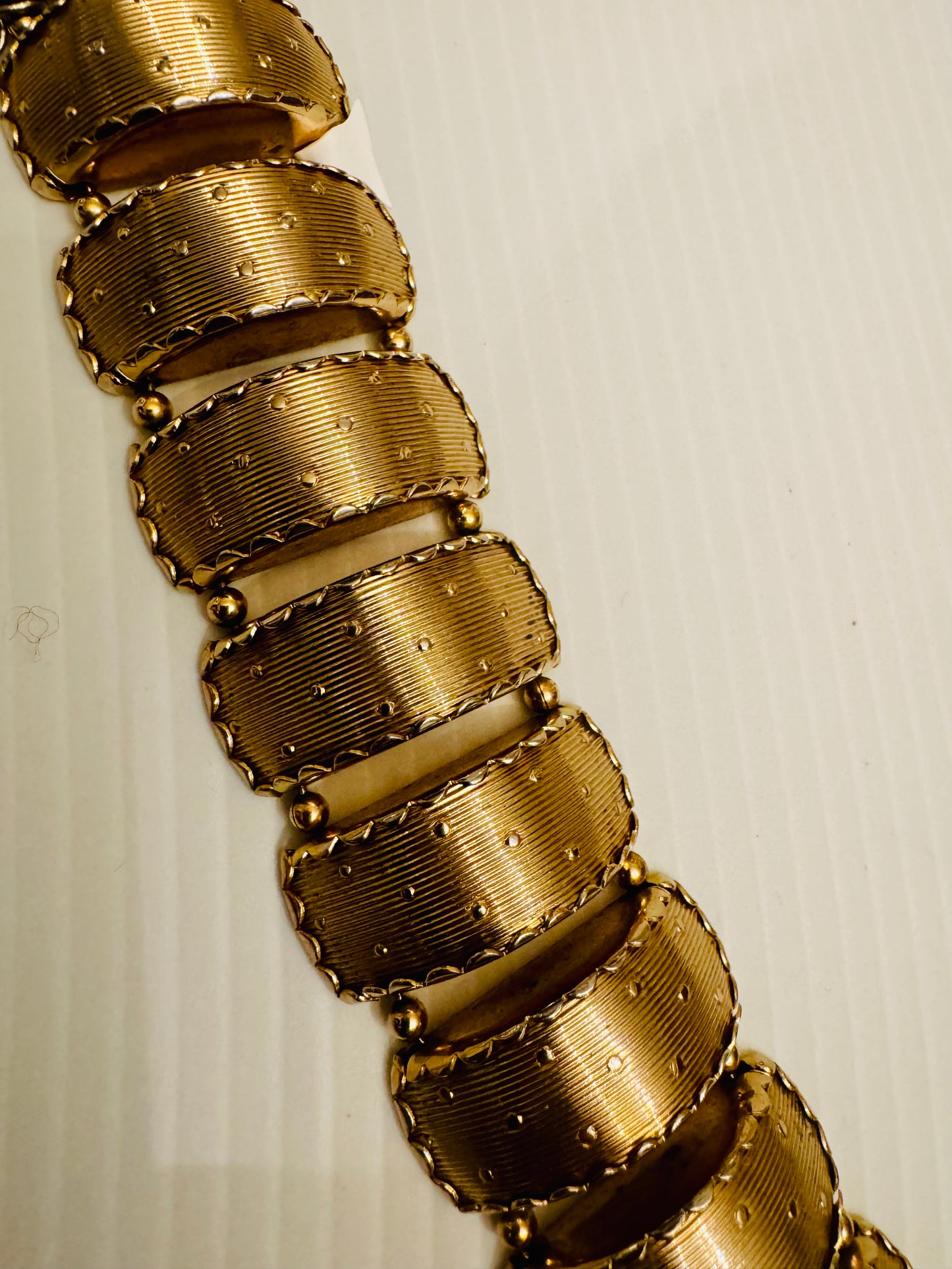 Gold tone 1960s bracelet