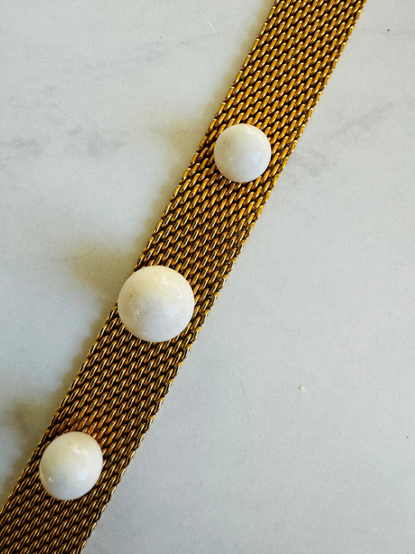 Adjustable mesh choker with white beads