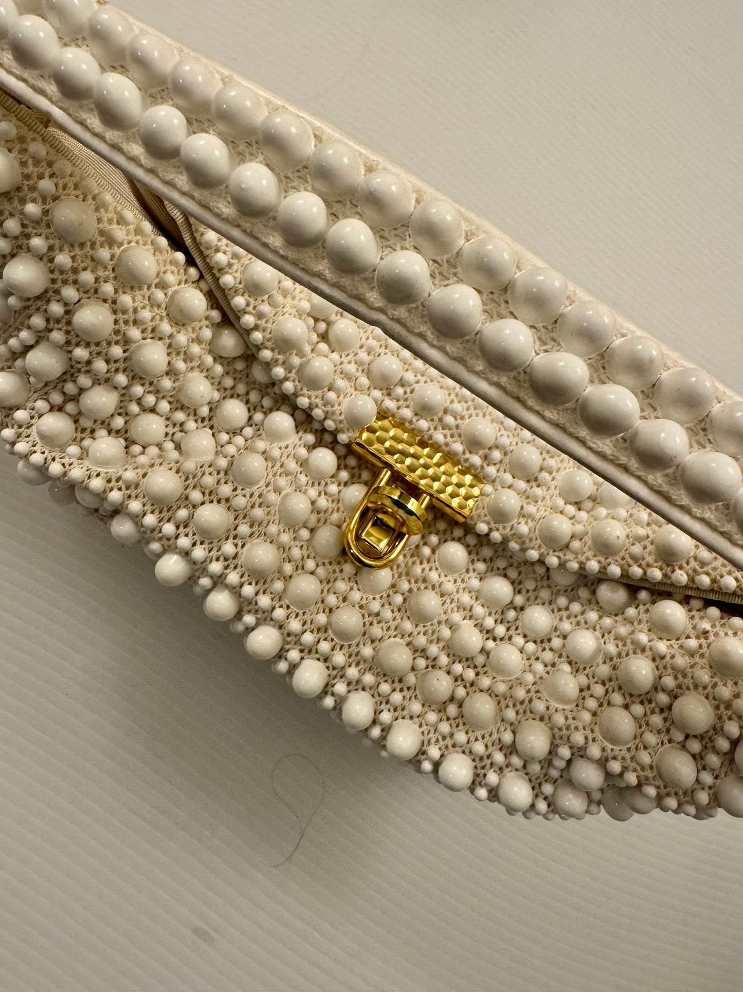 1960s beaded handbag in ivory