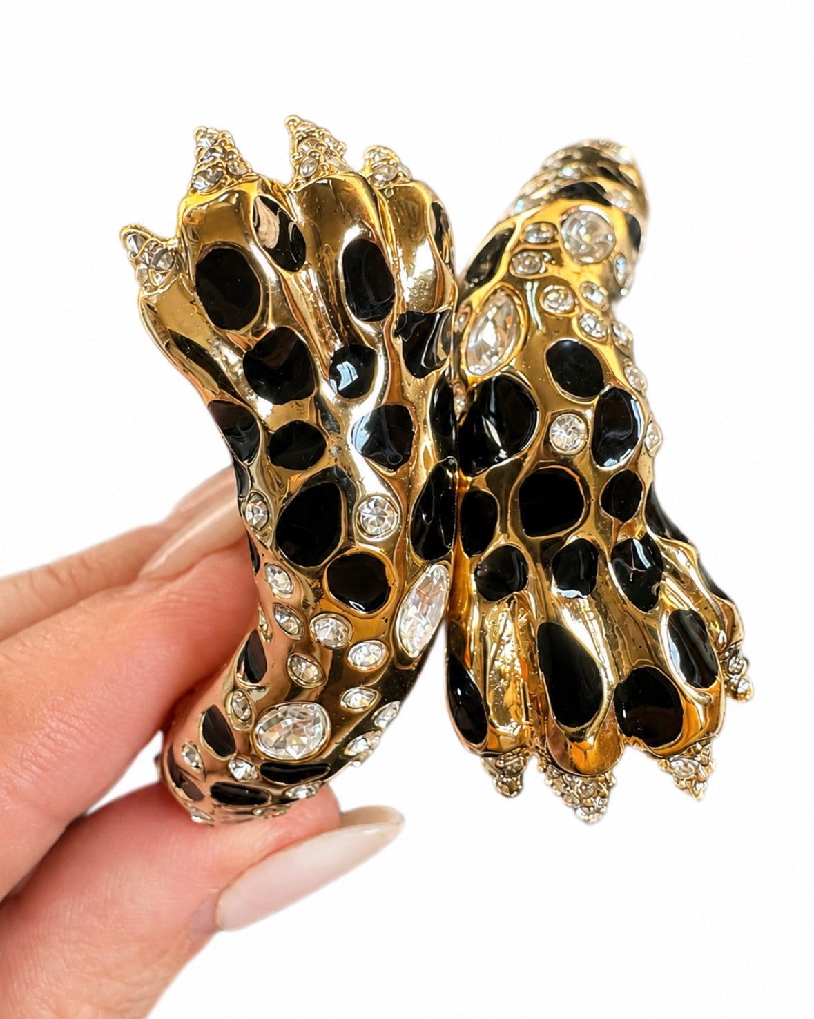 Fun vintage Betsy Johnson clamper bracelet