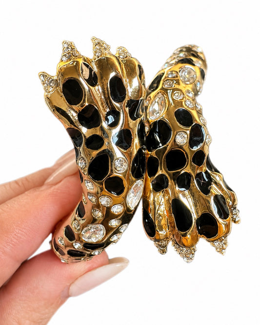 Fun vintage Betsy Johnson clamper bracelet