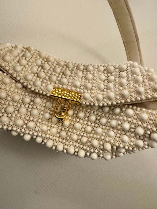 1960s beaded handbag in ivory