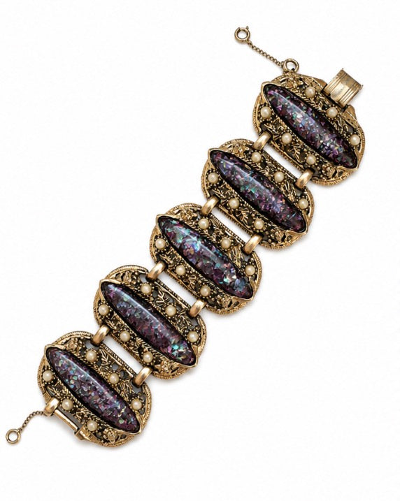 Beautiful 1950s jumbo gold tone and confetti stone bracelet with pearl accents