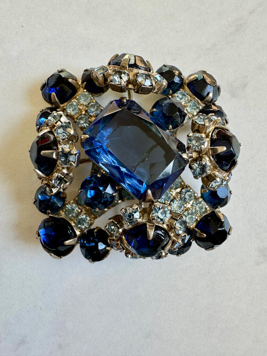 Vintage blue tone rhinestone brooch