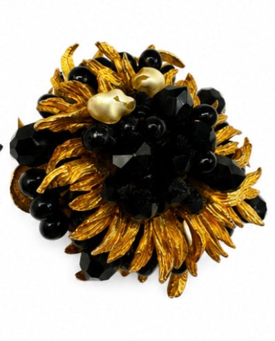 Stunning and classic black bead and pearl goldtone brooch from 1950s