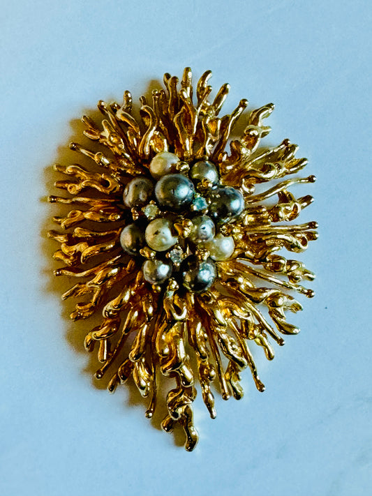 Stunning gold tone brooch with grey and white pearls and diamond rhinestones