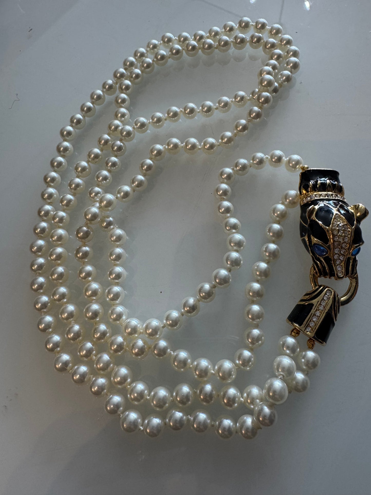 Stunning 1980s Park Lane pearl and cheetah double strand necklace