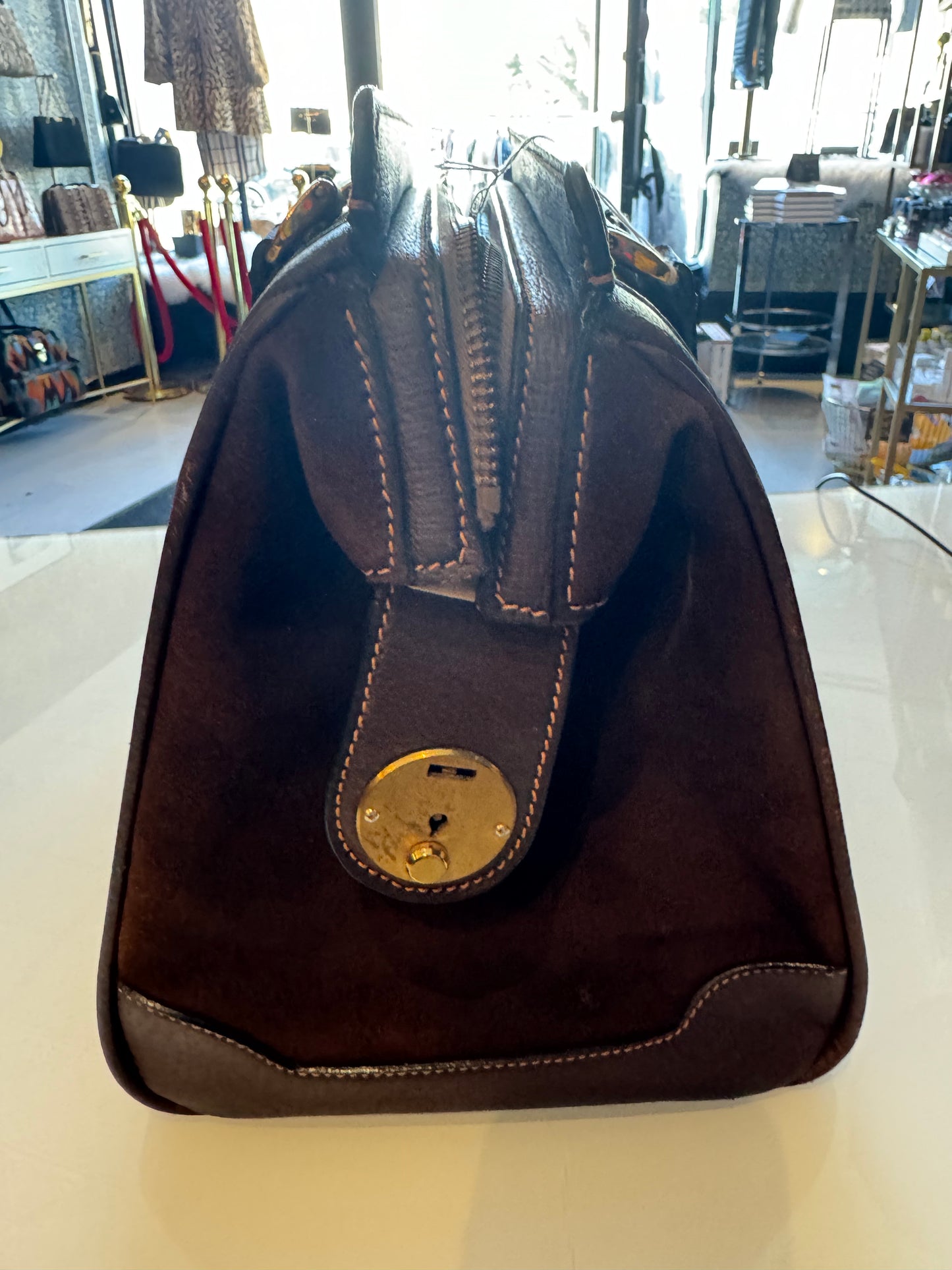 Vintage brown suede Gucci top handle large size handbag