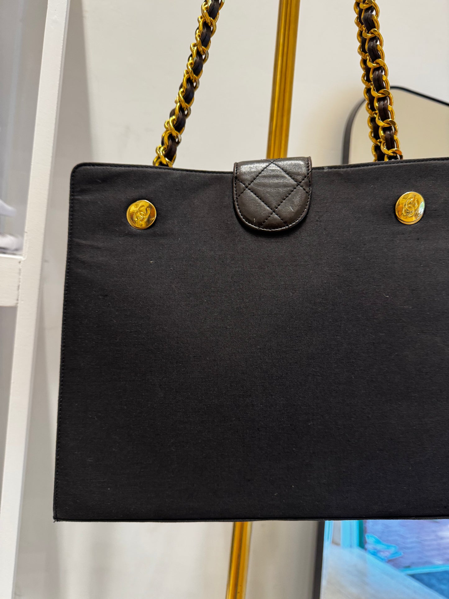 Gorgeous vintage 1980s Chanel black fabric & leather bag