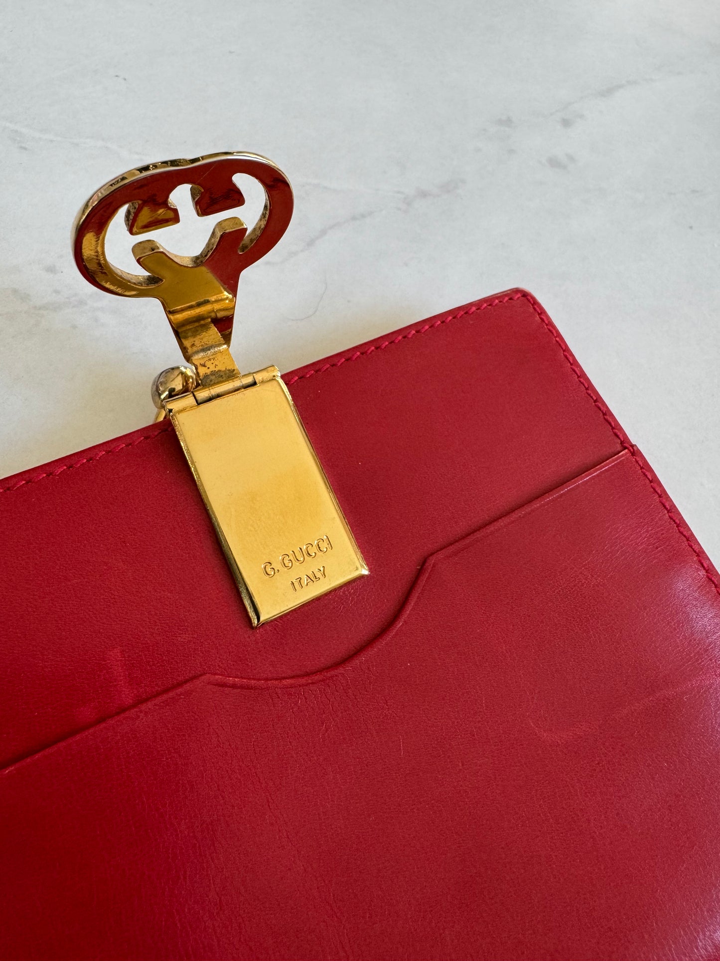 1970s Gucci red wallet with Gold GG clasp