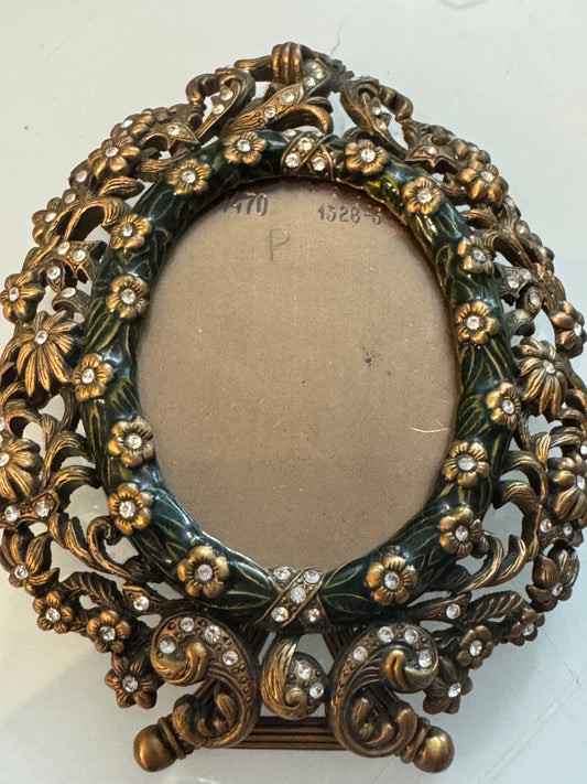 Beautiful vintage Rococco decorative photo frame signed limited edition BEREBI