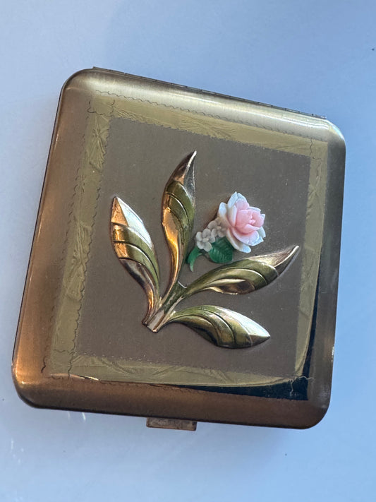 1950s beautiful DORSET REX makeup compact with raised flower design