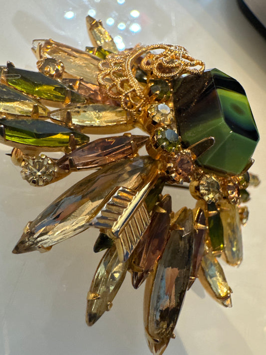 Mid-century spectacular collectible brooch