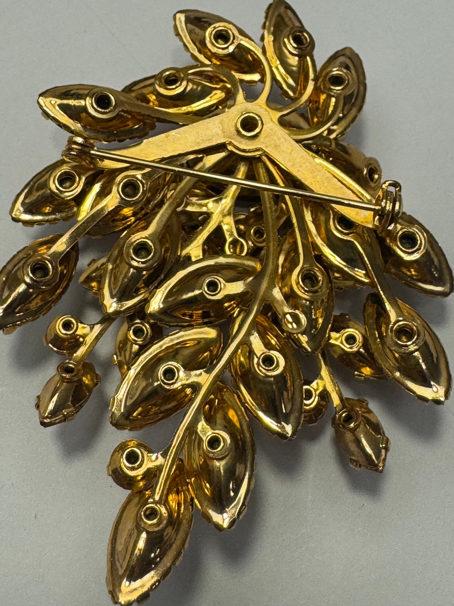RARE large Juliana (D&E) Amber Navette & Aurora Borealis Rhinestone Brooch — c. 1958–1965 jackpot