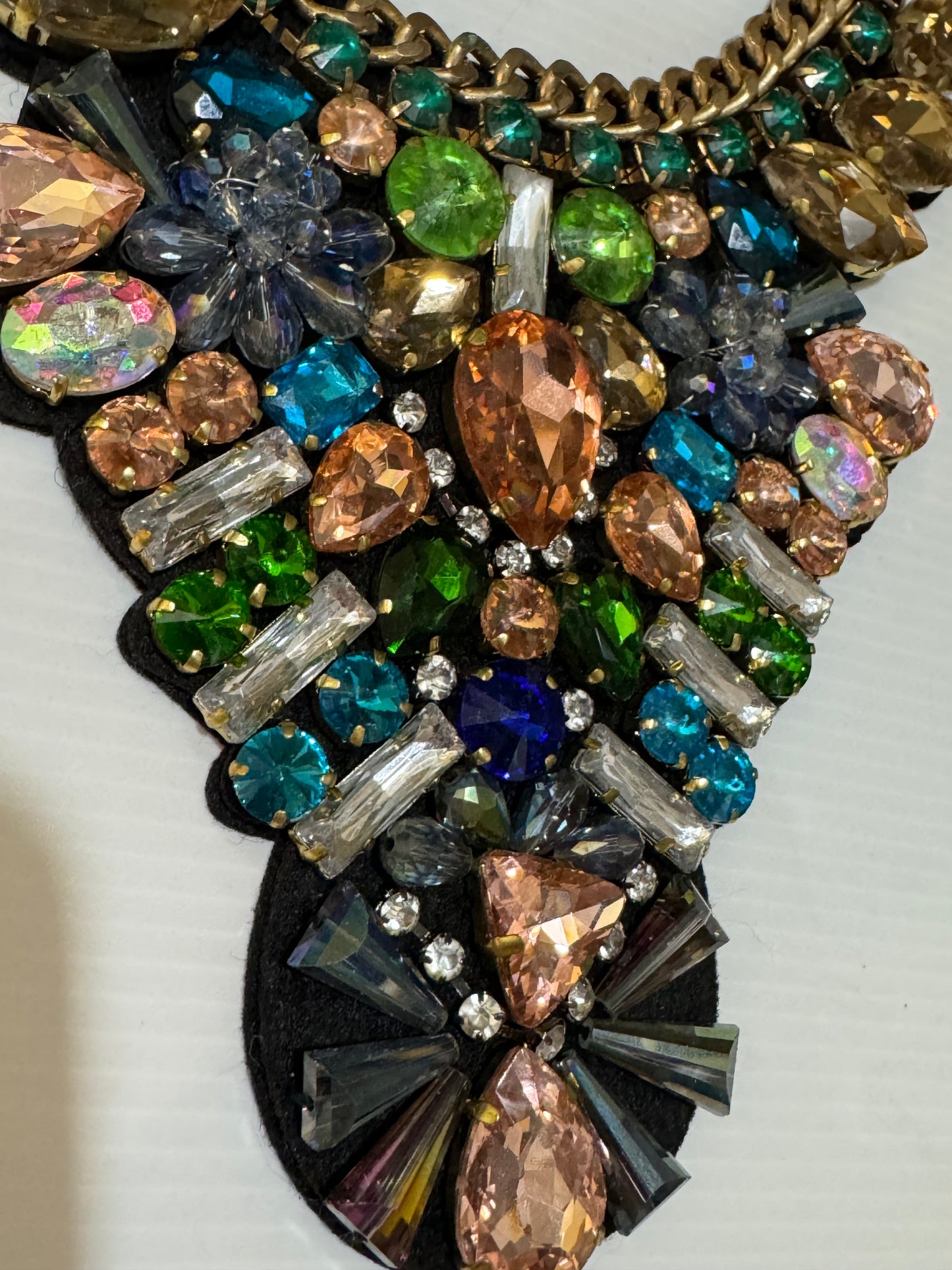 1980s massive bib necklace with rhinestones and gold tone chain, with felt backing. jackpot