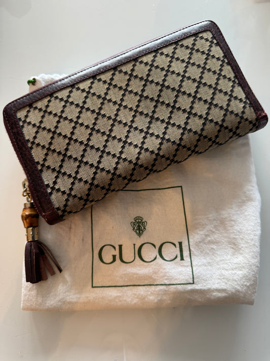 Vintage Gucci Wallet / clutch