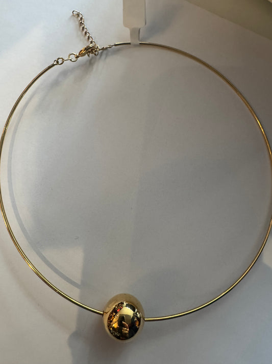 1980s choker and gold tone with gold bead
