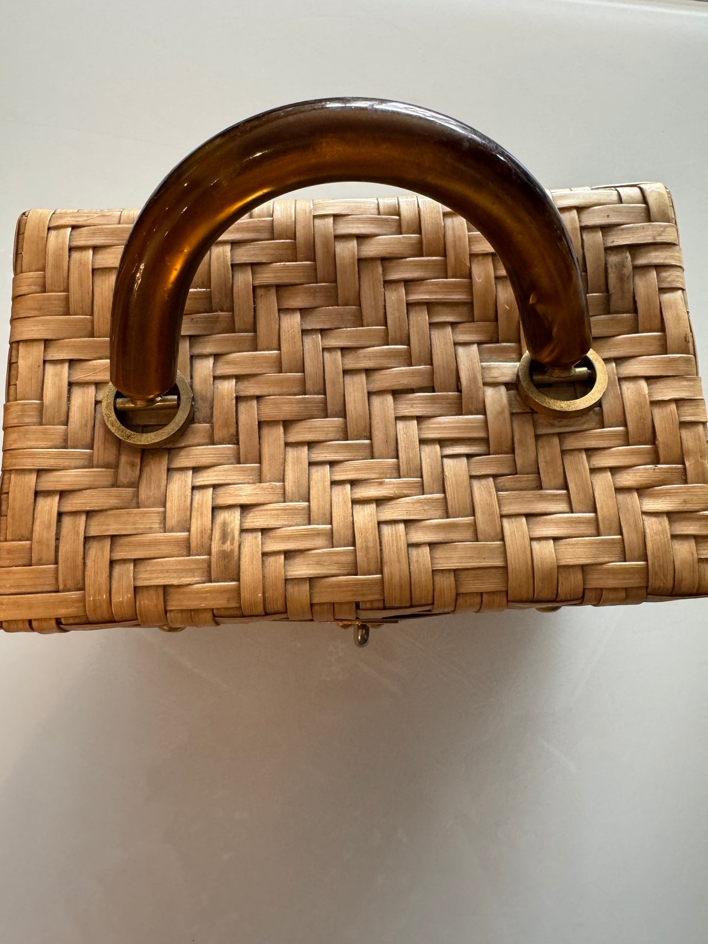 Fabulous vintage wicker box bag with lucite handle