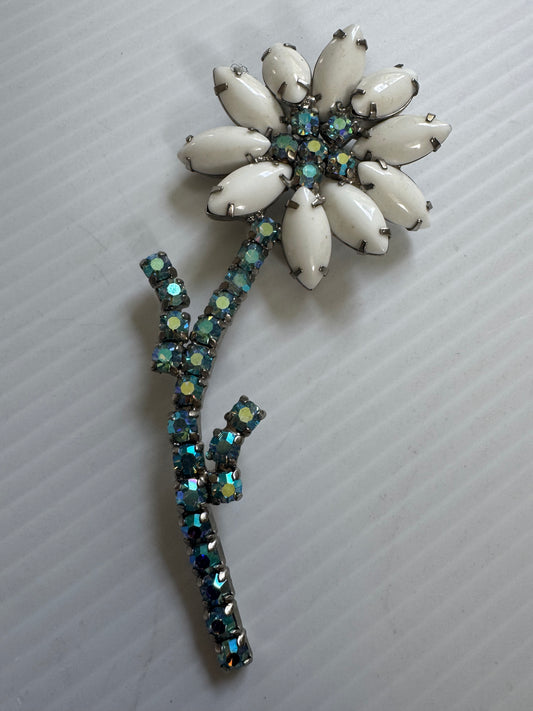 1950s true unsigned Beauty. A gorgeous, jumbo flower brooch with milk, glass stones, and aurora borealis.