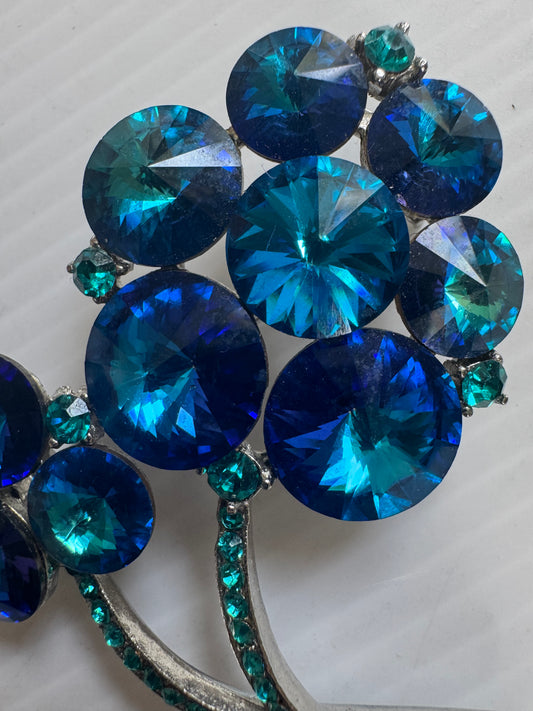 ￼ 1950s signed Weiss Blue watermelon stone flower brooch with sparkling emerald/turquoise colored rhinestones