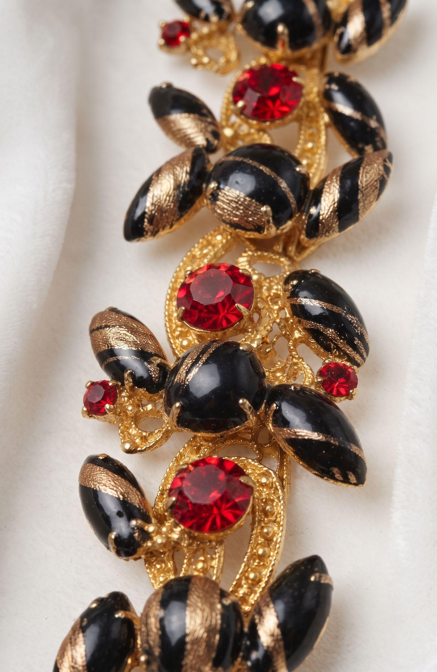 1950s rhinestone bracelet
